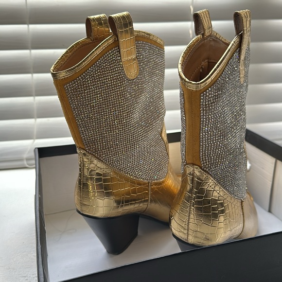 Cape Robbin Zephyr Boot - Picture 3 of 7